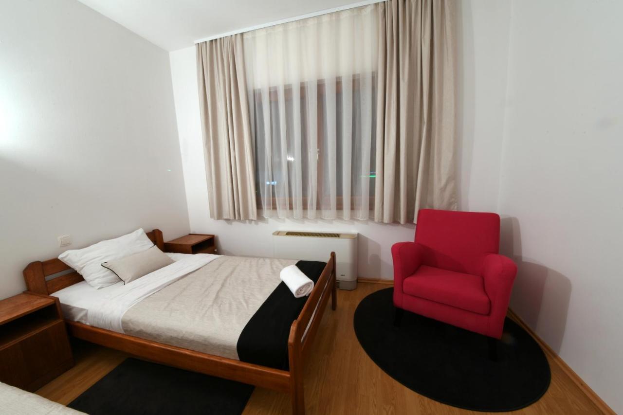 Apartments & Rooms Krizevci Luaran gambar